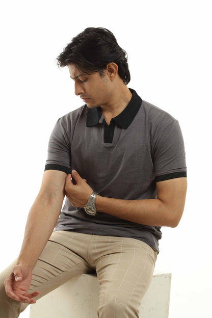 Ash – V-neck Polo Shirt